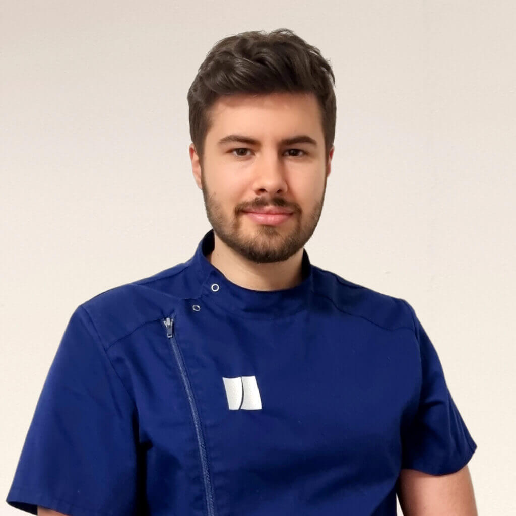 PHAEYDE Clinic Bratislava - Transplantácia vlasov - Dr. Ádám Bódi